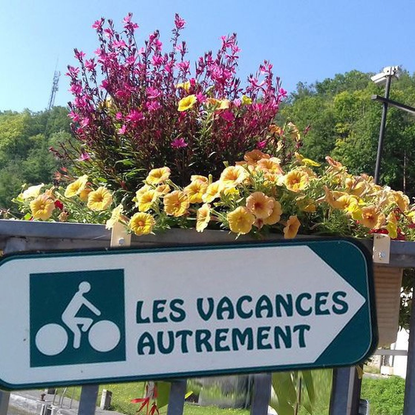 Les Vacances Autrement - radioomega.fr